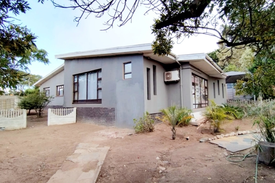 4 Bedroom Property for Sale in Vredenburg Western Cape